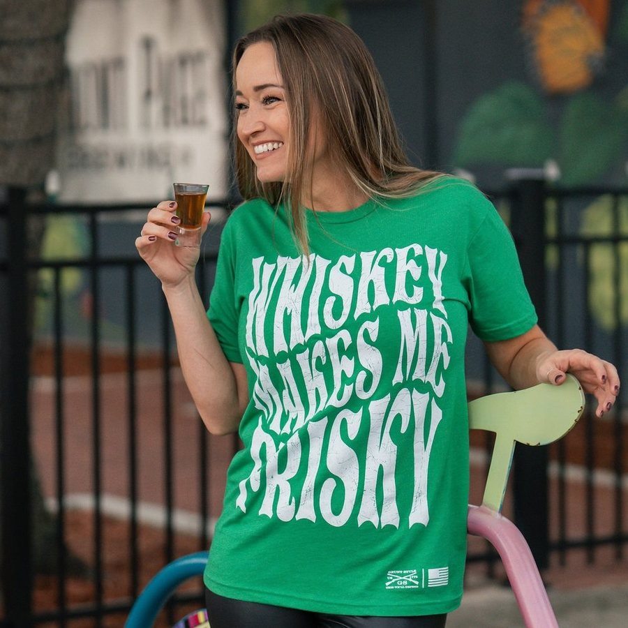 Whiskey Frisky Women's T-Shirt - Kelly Green