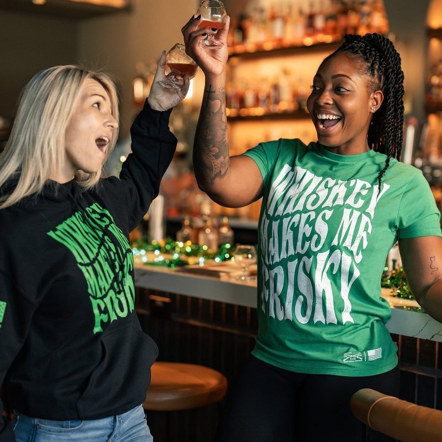 Whiskey Frisky Women's T-Shirt - Kelly Green