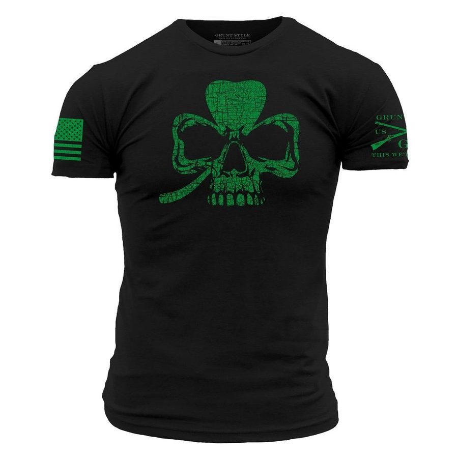 Black Clover Skull Graphic Tee