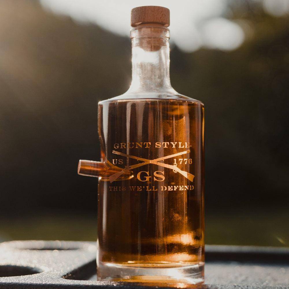 Stylish Bullet-Shaped Whiskey Decanter